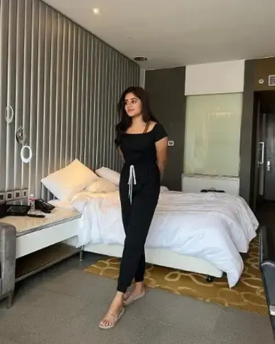 Call Girls Cyber City Cash On Delivery